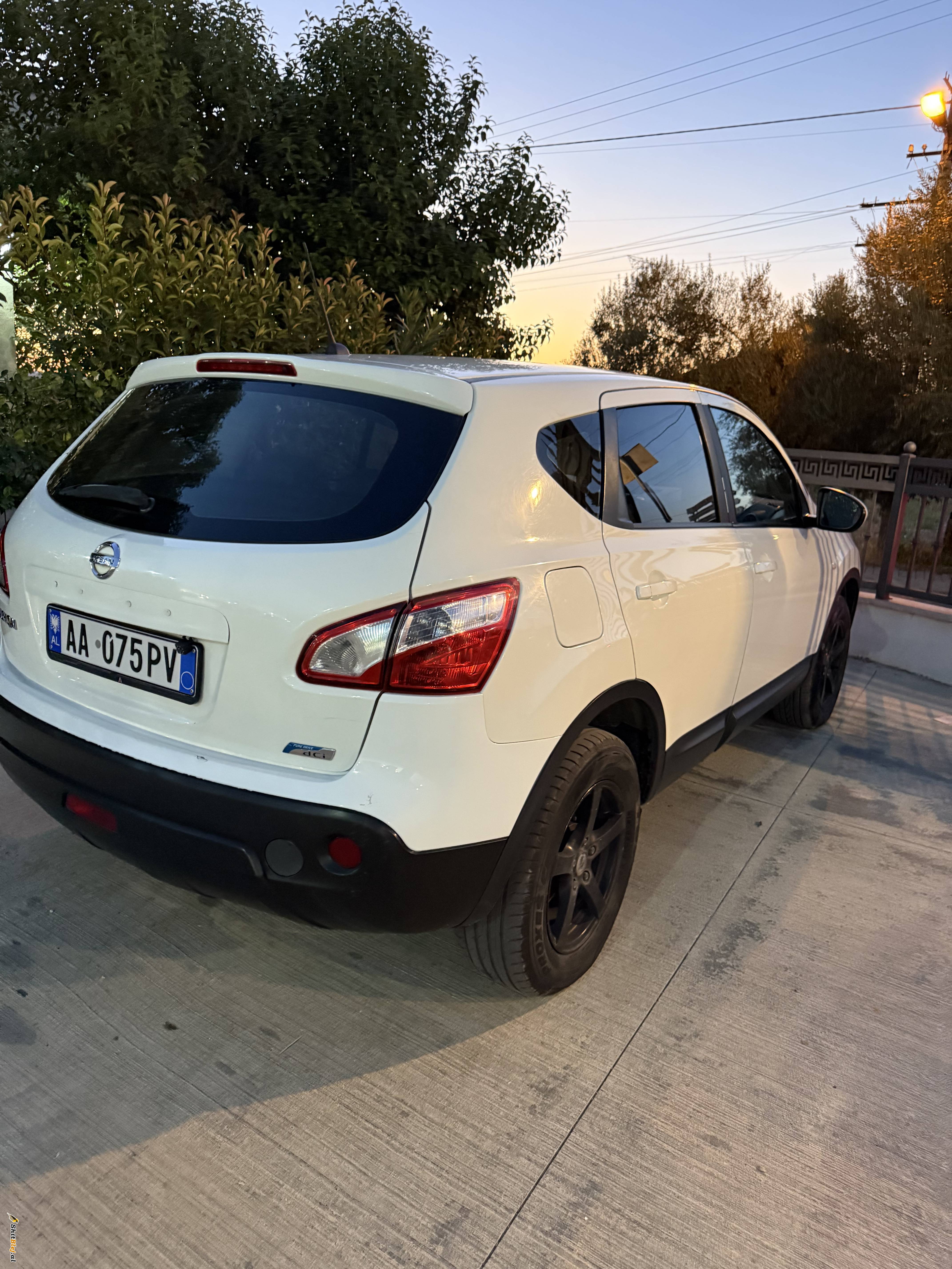 Nissan Qashqai 1.5 naft 2010