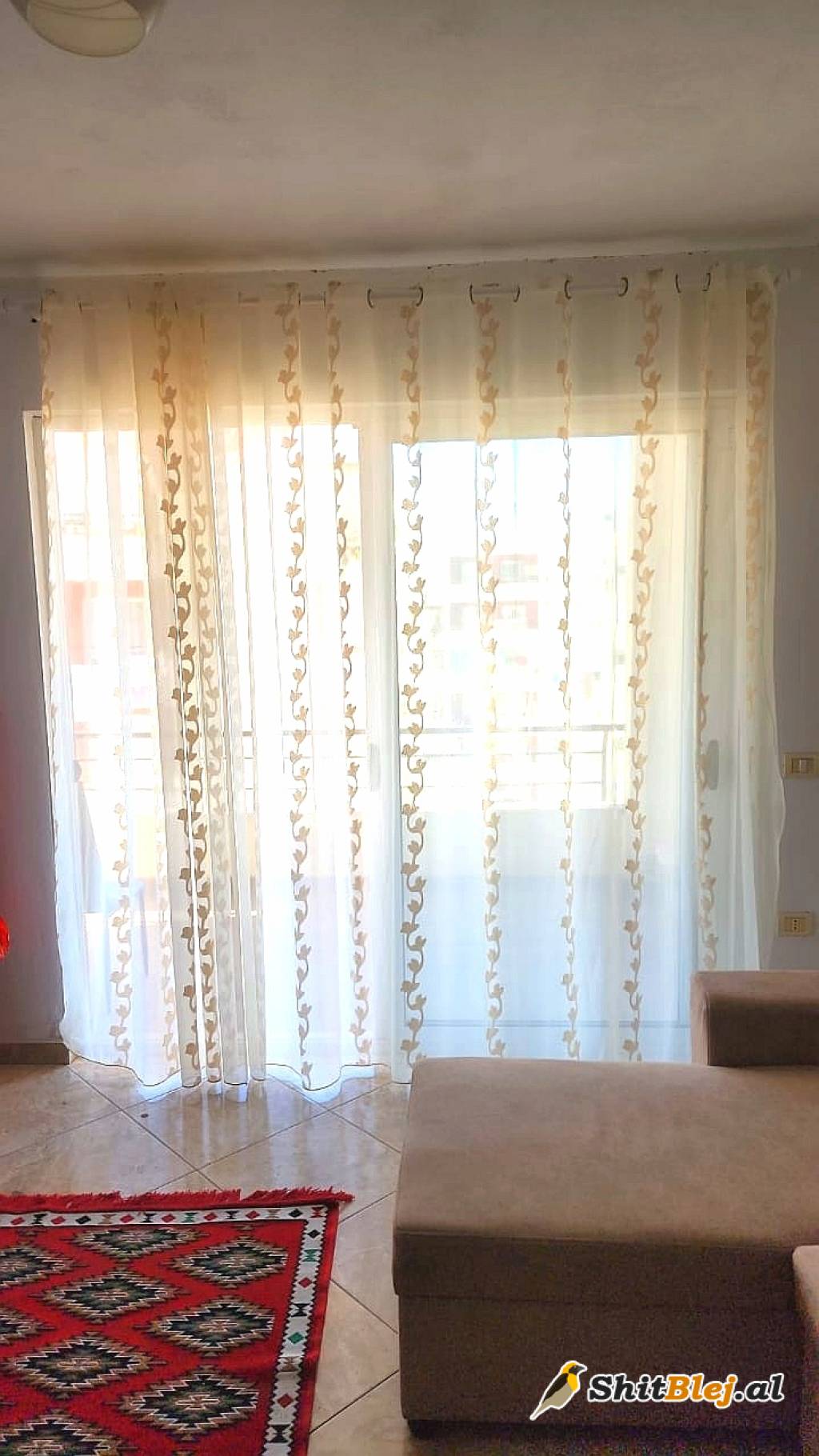 Apartment me qera 380 lek pa agjensi m2