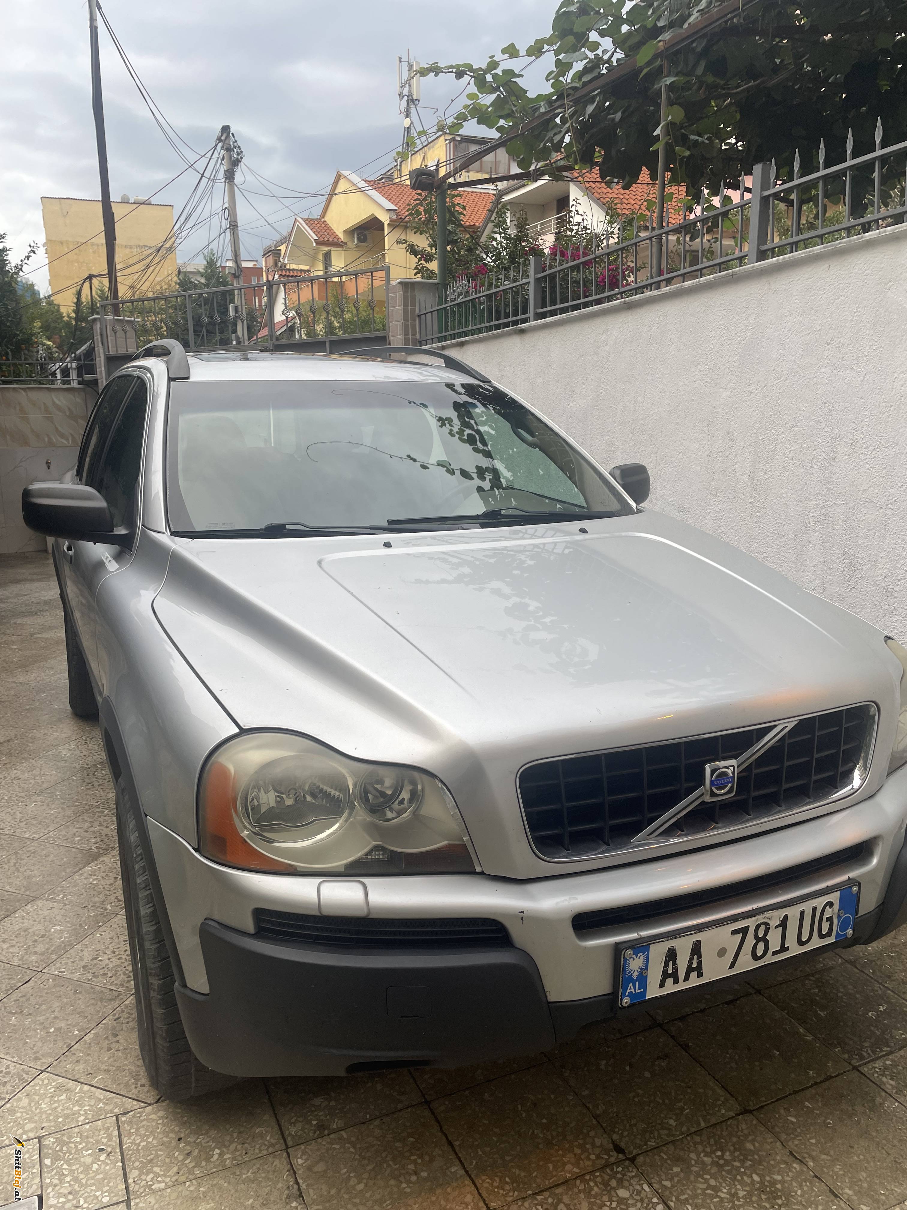 Volvo XC90 2004