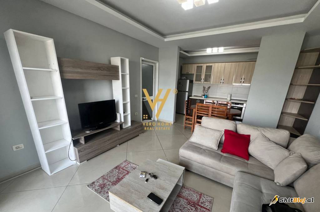 1+1+BLK ME QIRA NE ASTIR 450 EURO