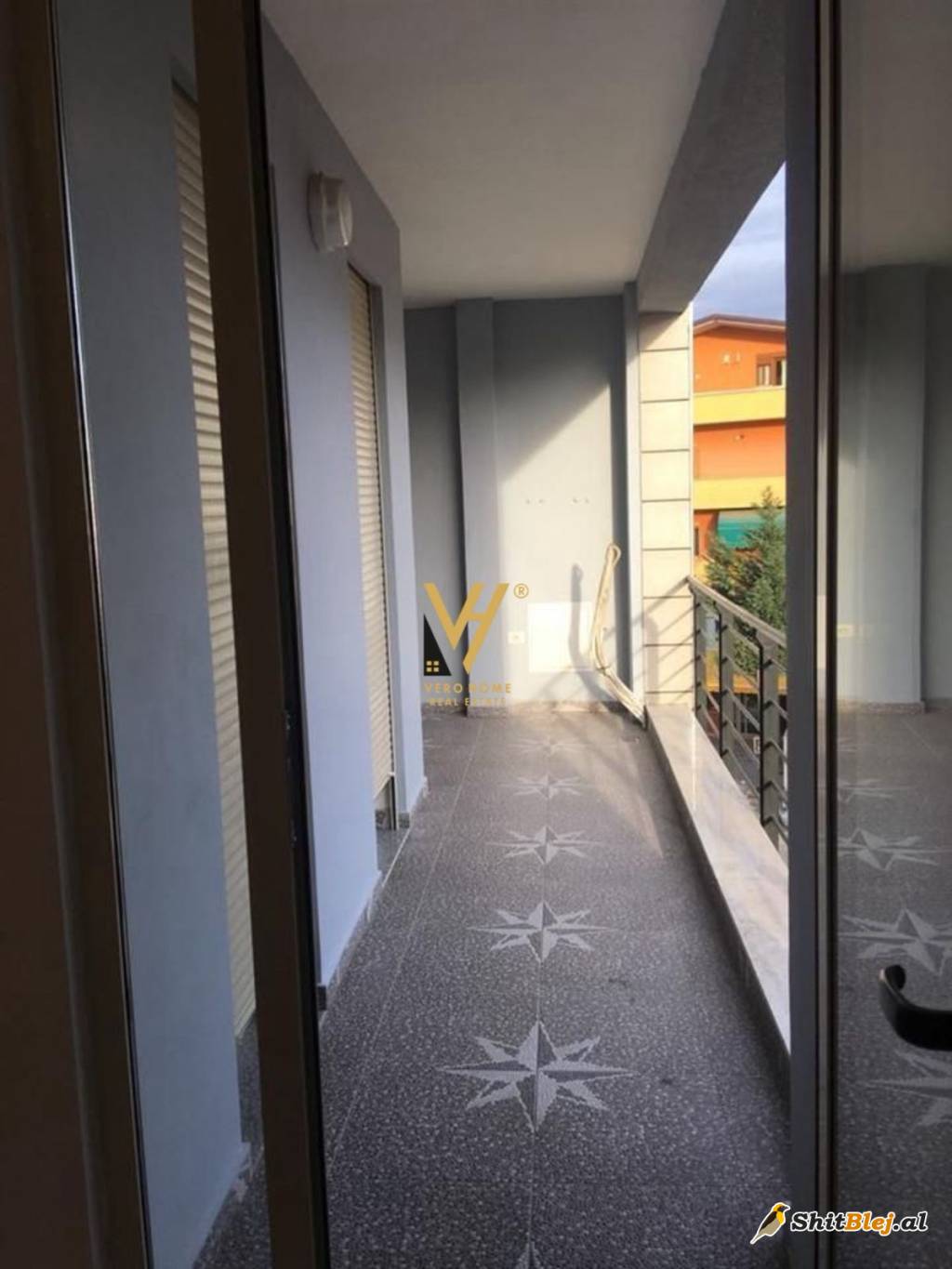 ZYRE 90 M2 ME QERA TE DON BOSKO 700 EURO