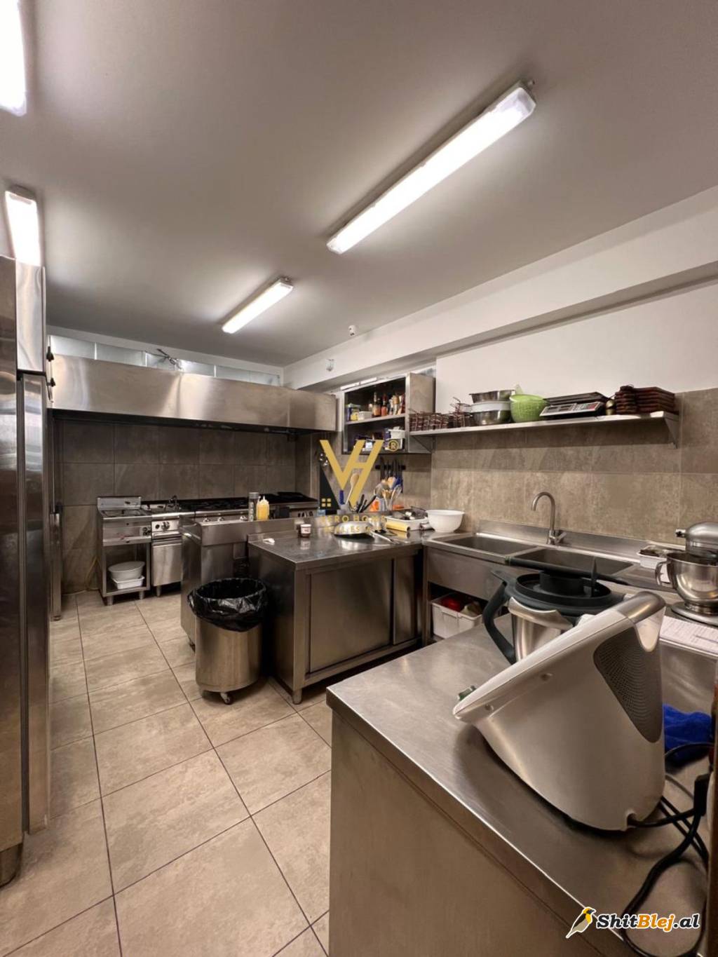 RESTORANT TE KODRA E DIELLIT 1,1.500 EUR