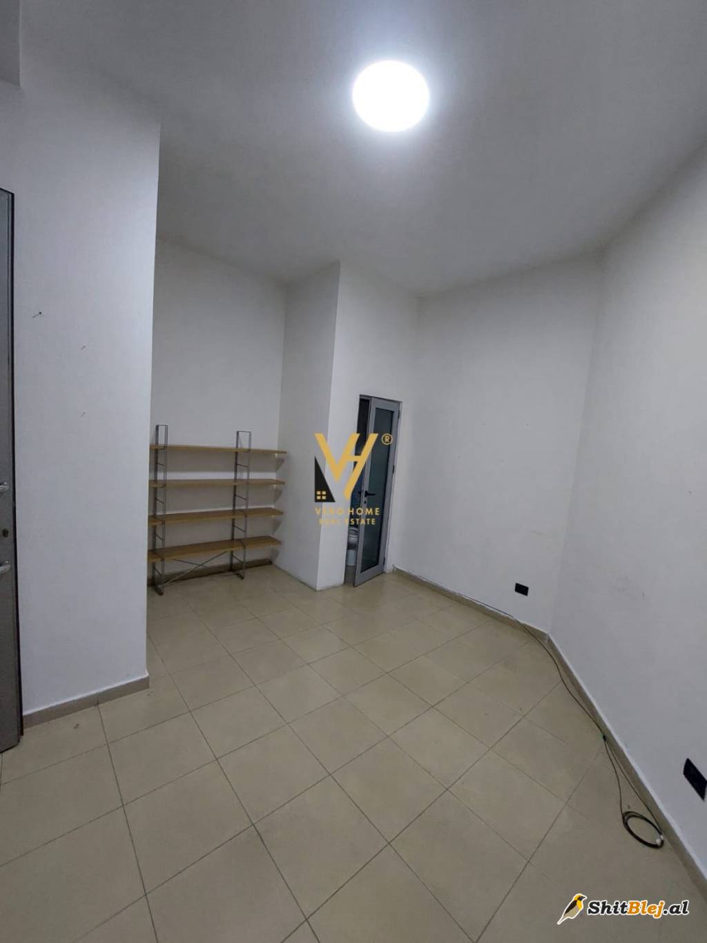  DYQAN RR.BARDHOK BIBA 175.000 EURO