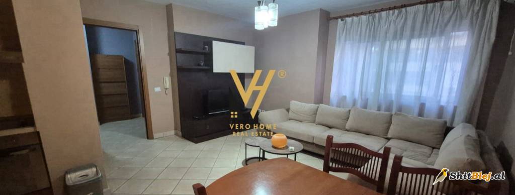  2+1 ME QERA TE 21 DHJETORI 700 EURO