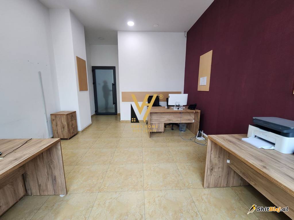 42 M2 ME QERA TE MYSLYM SHYRI 520 EURO