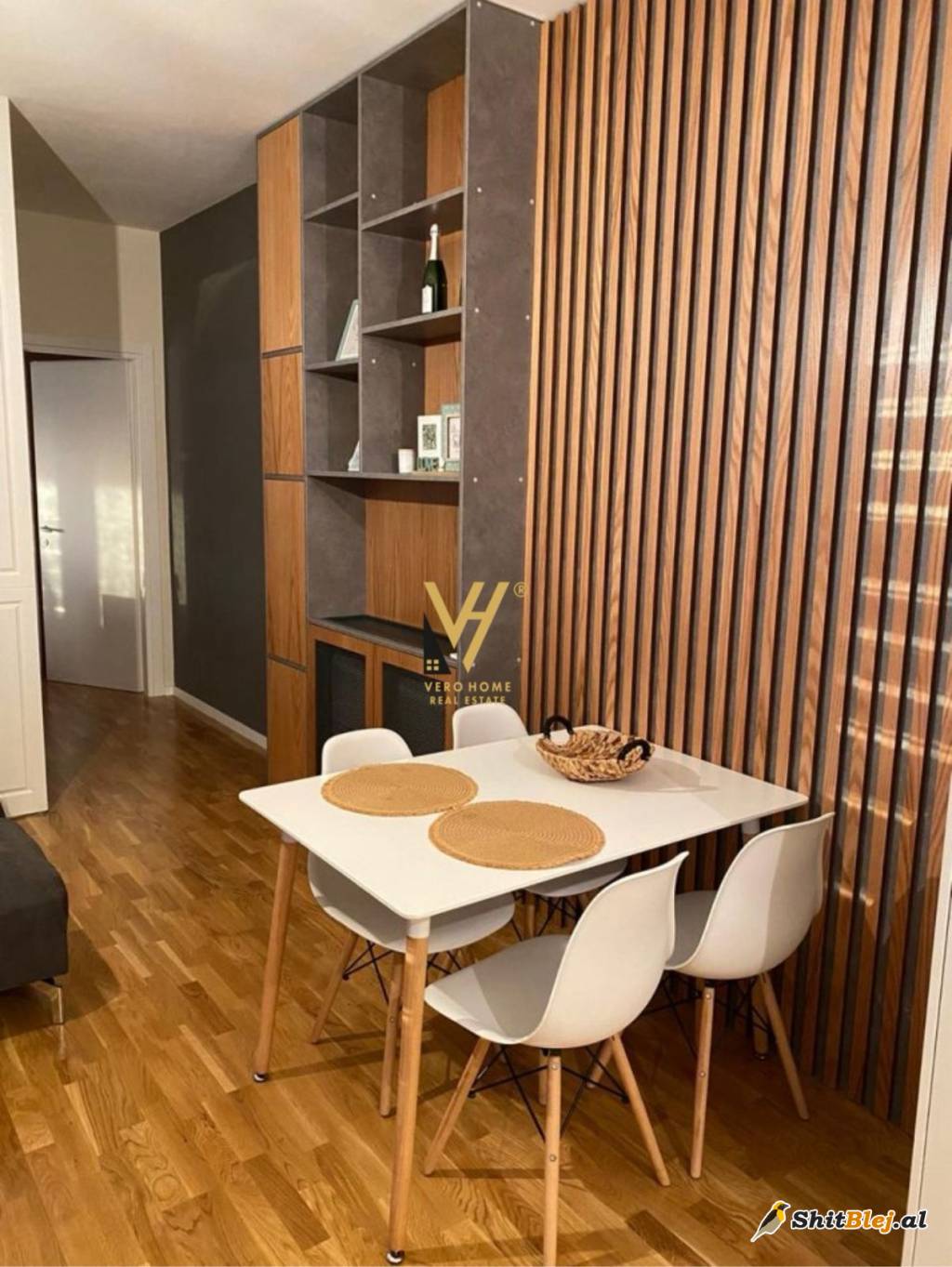 1+1 TE RRUGA E BARRIKADAVE 800 EURO