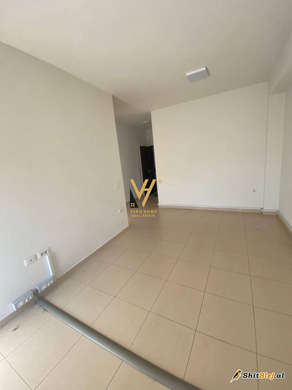 AMBIENT 68 M2 TE RR.KOSOVAREVE 1.000 EUR