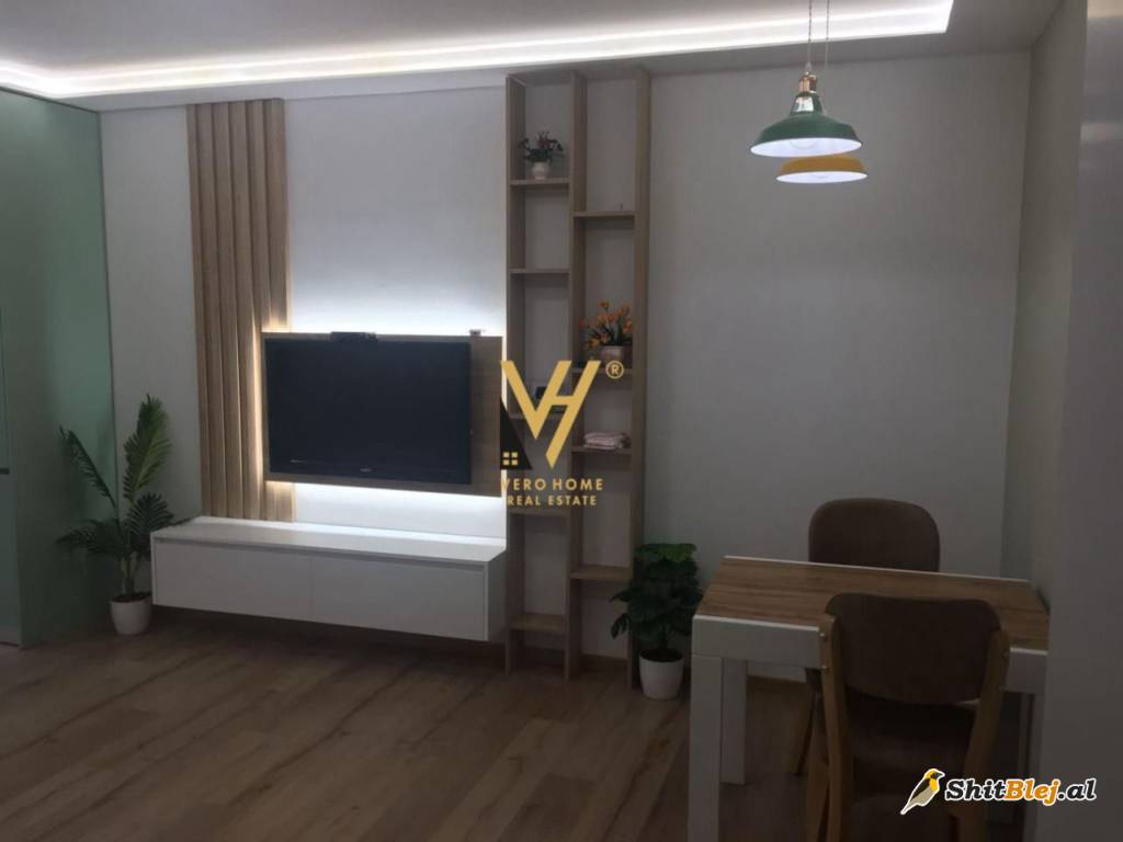 1+1+BLK TE KOMUNA E PARISIT 600 EURO
