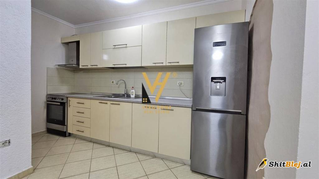  2+1+BLK ME QERA TE FERIT XHAJKO 550 EUR