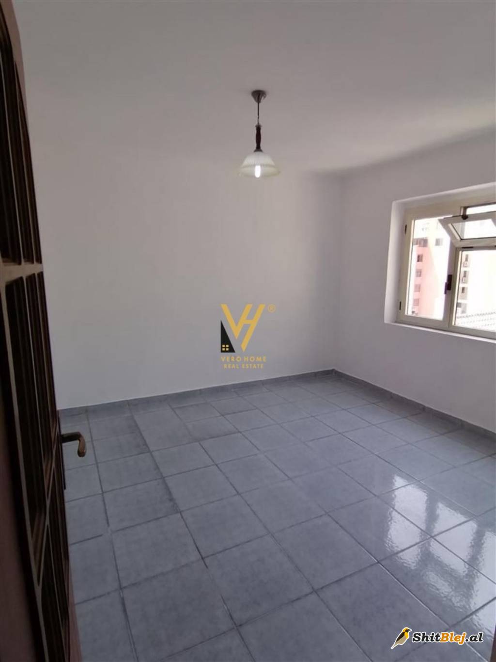 2+1+BLK TE RRUGA E KAVAJES 500 EURO