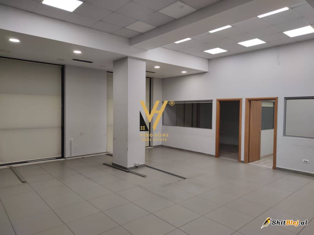 ZYRE TEK QENDRA KRISTAL 1.400 EURO