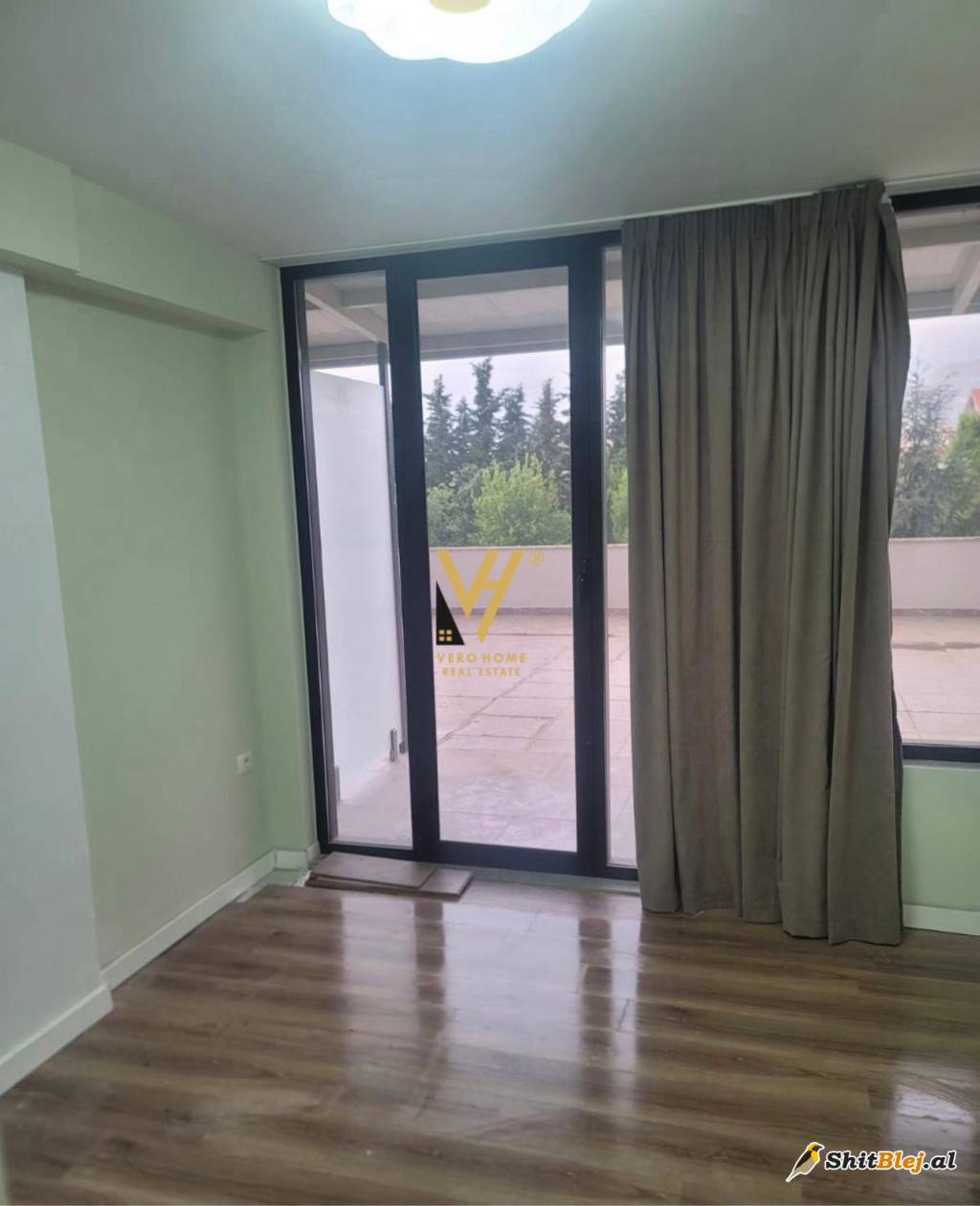 2+1+VERANDE NE KAMEZ 150.000 EURO