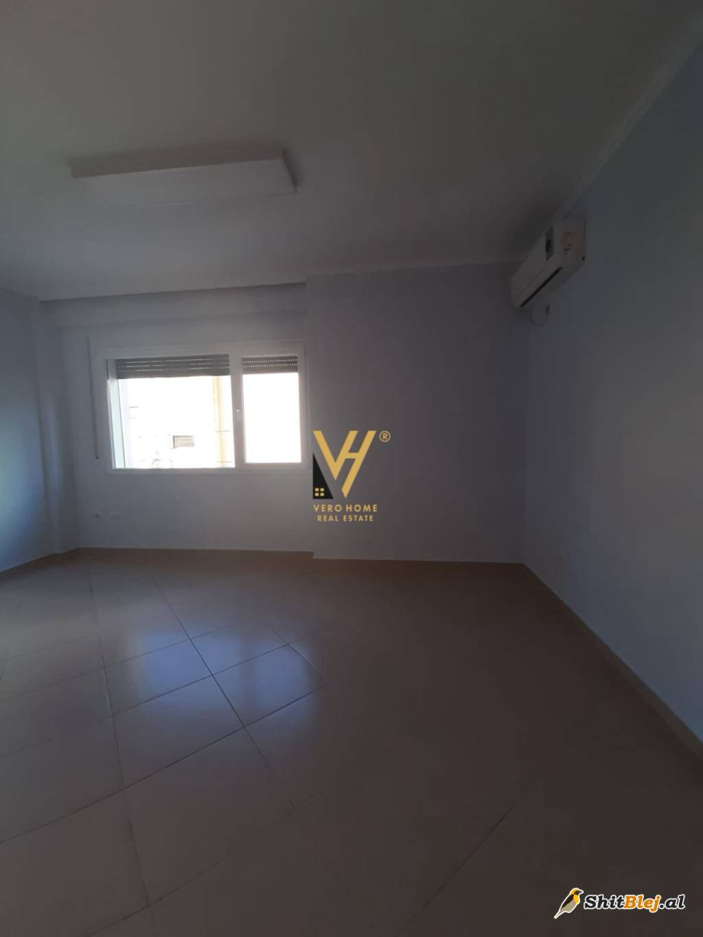 ZYRE 97 M2 ME QIRA NE QENDER 800 EURO
