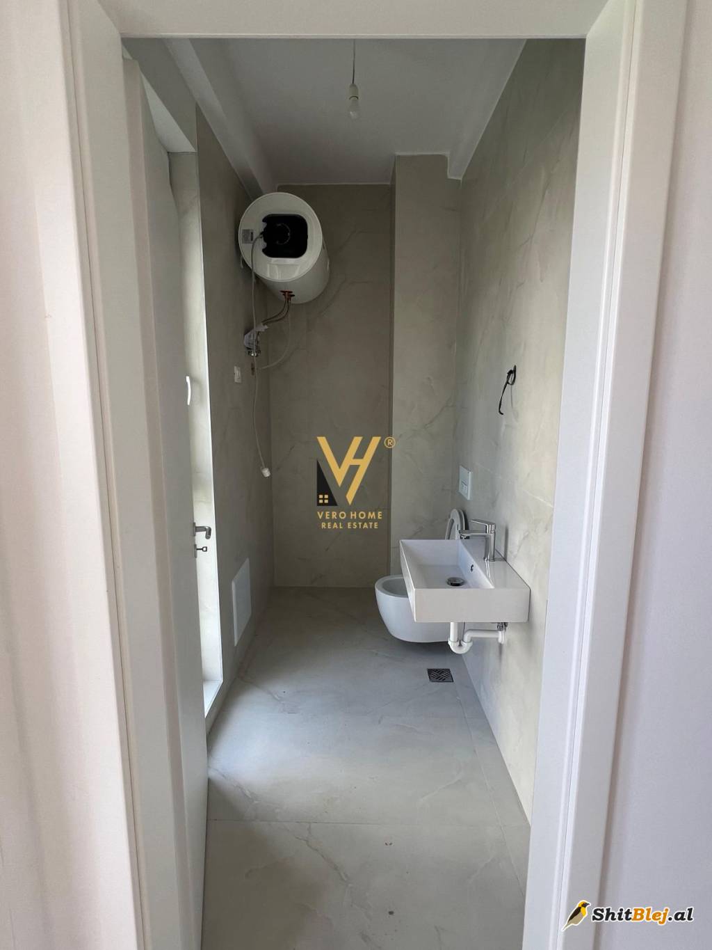 VILE TE ABA RESIDENCE , SAUK 1.200 EURO