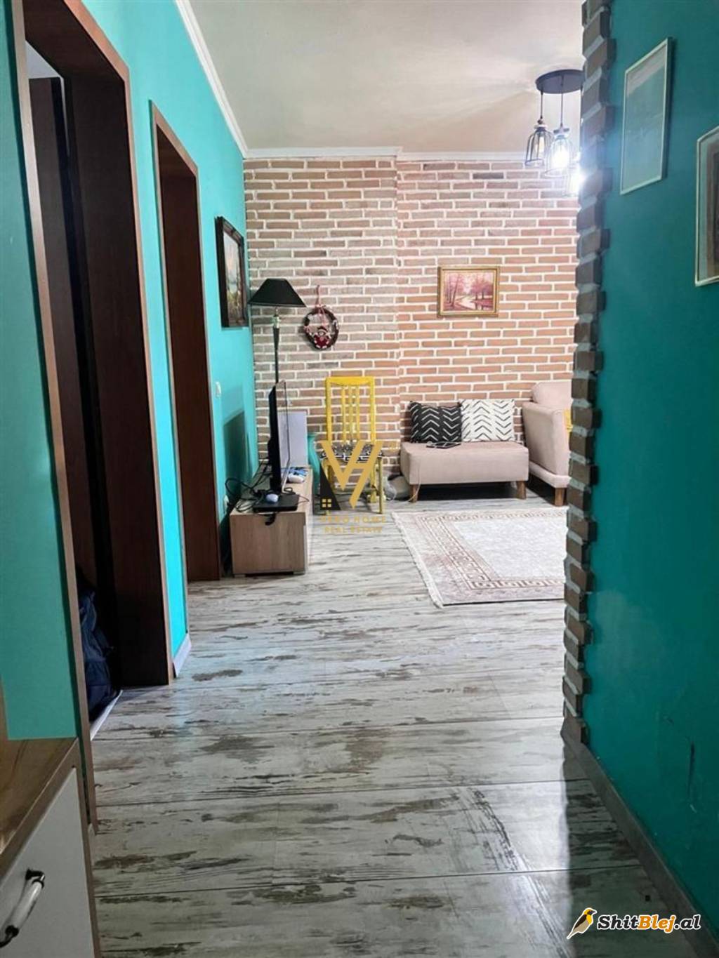 2+1+BLK TE KOMUNA E PARISIT 650 EURO