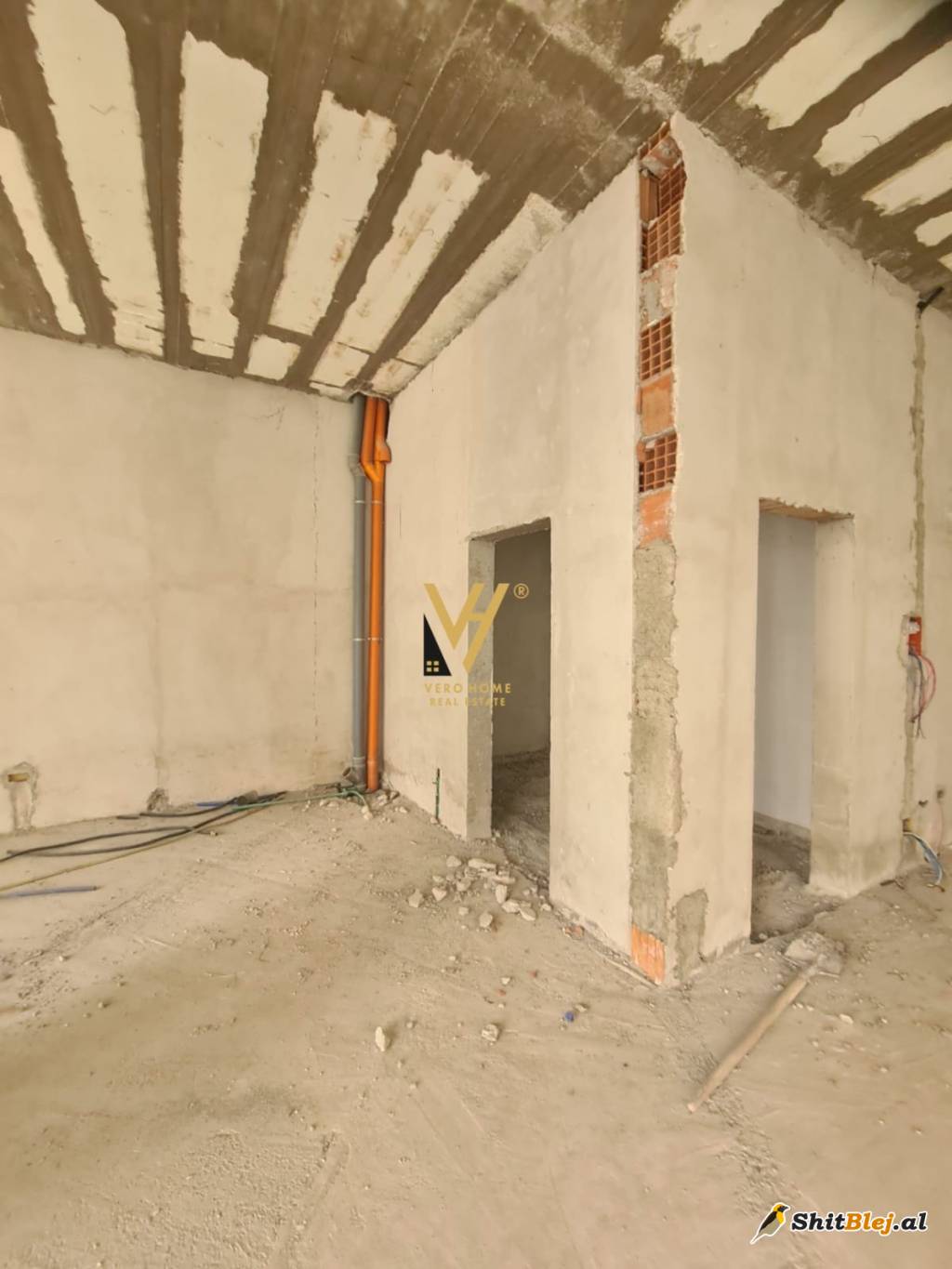 AMBIENT TE LIQENI I THATE 198.000 EURO