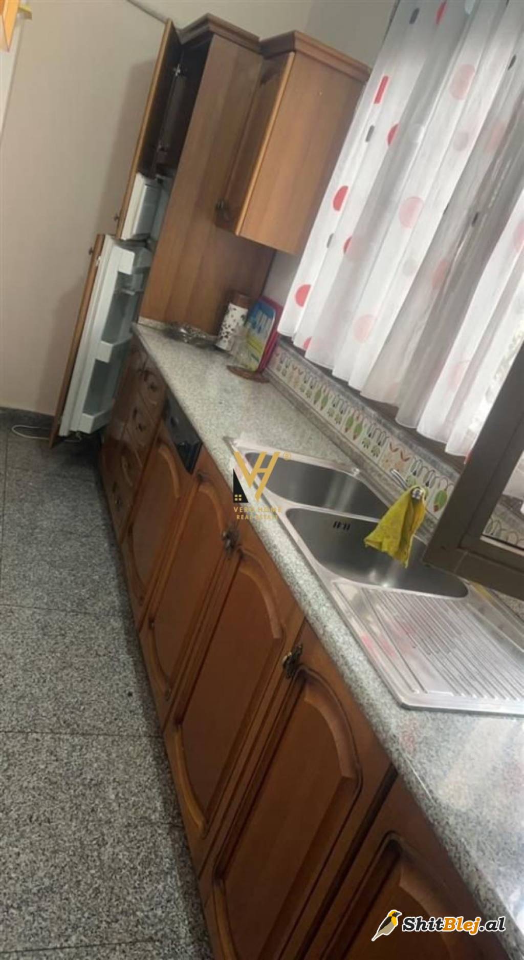 2+1+BLK ME QERA TEK 21 DHJETORI 600 EURO