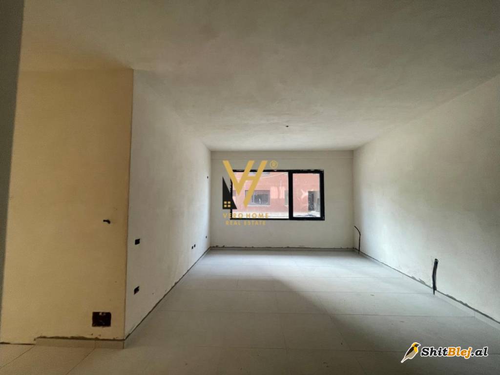 2+1+2 TE RRUGA E ELBASANIT 165.000 EURO