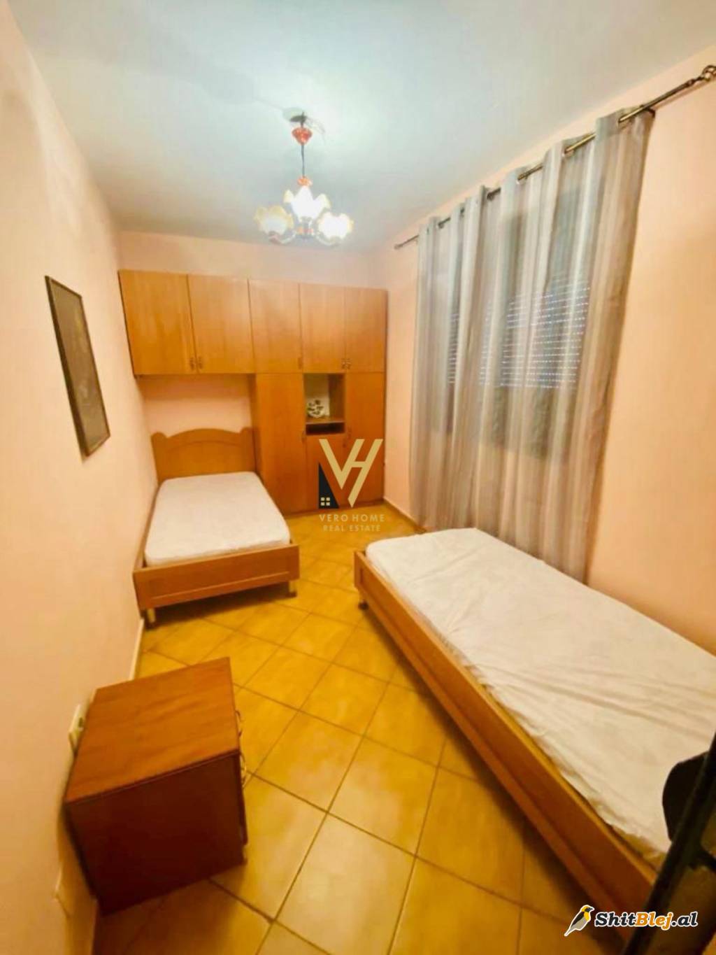 2+1 ME QERA TE KOMUNA PARISIT 650 EURO