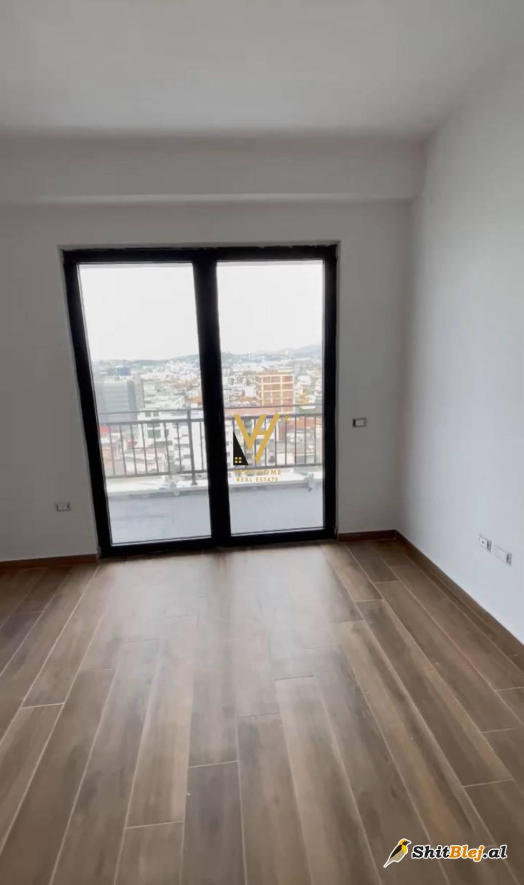 ZYRE 110M2 TE KOMPLEKSI ARLIS 550 EURO