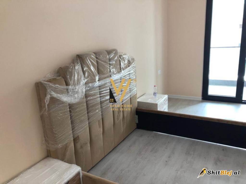 1+1+BLK ME QERA TE SQUARE 21 650 EURO