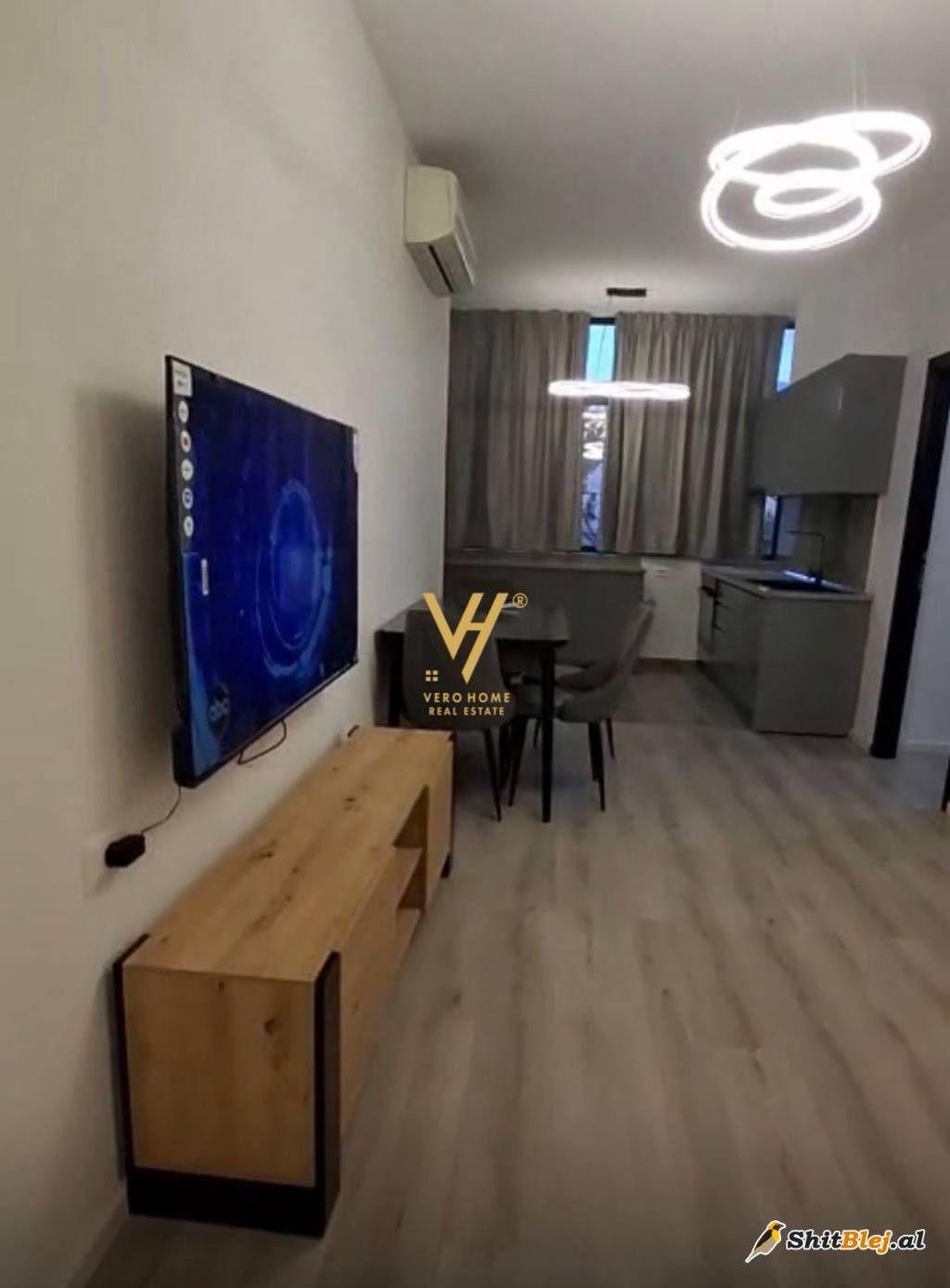 1+1+BLK TE BLVD. ZOGU I PARE 650 EURO