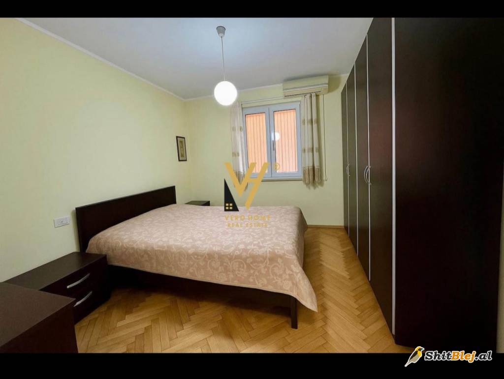 1+1 TE AMBASADA AMERIKANE 550 EURO
