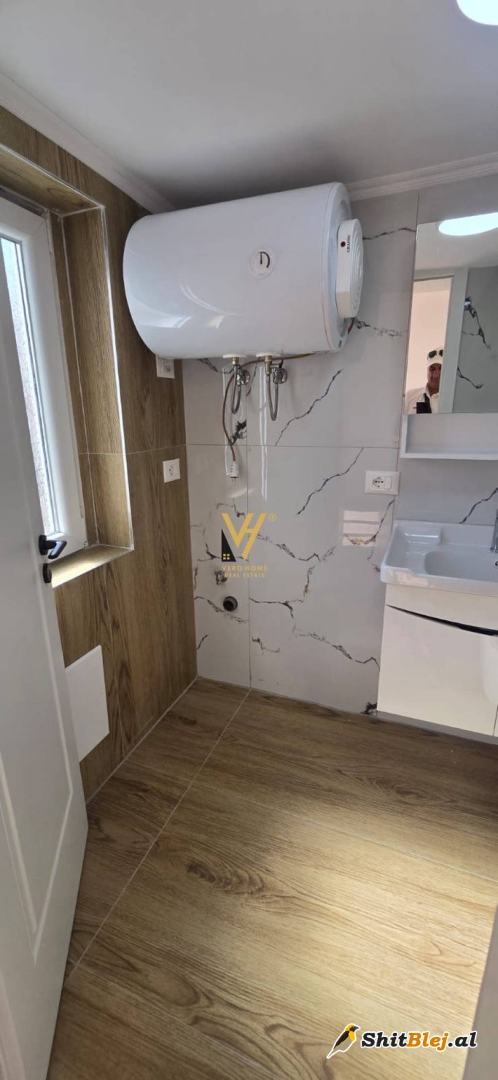 GARSONIERE 30M2 MYSLYM SHYRI 95.000 EURO