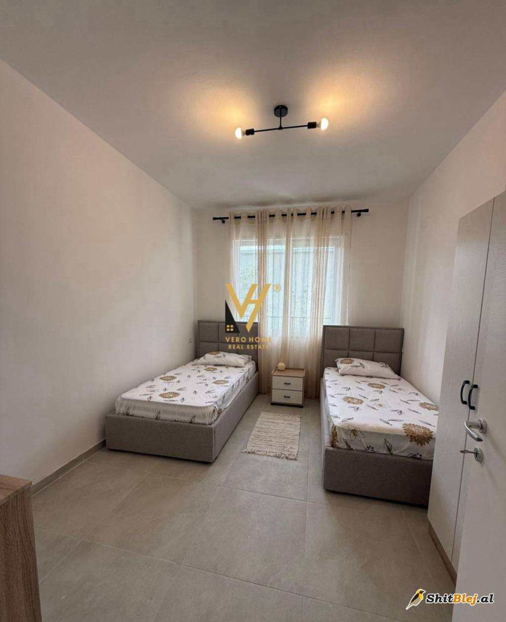  2+1+BLK ME QERA TE UNIVERS CITY 550 EUR