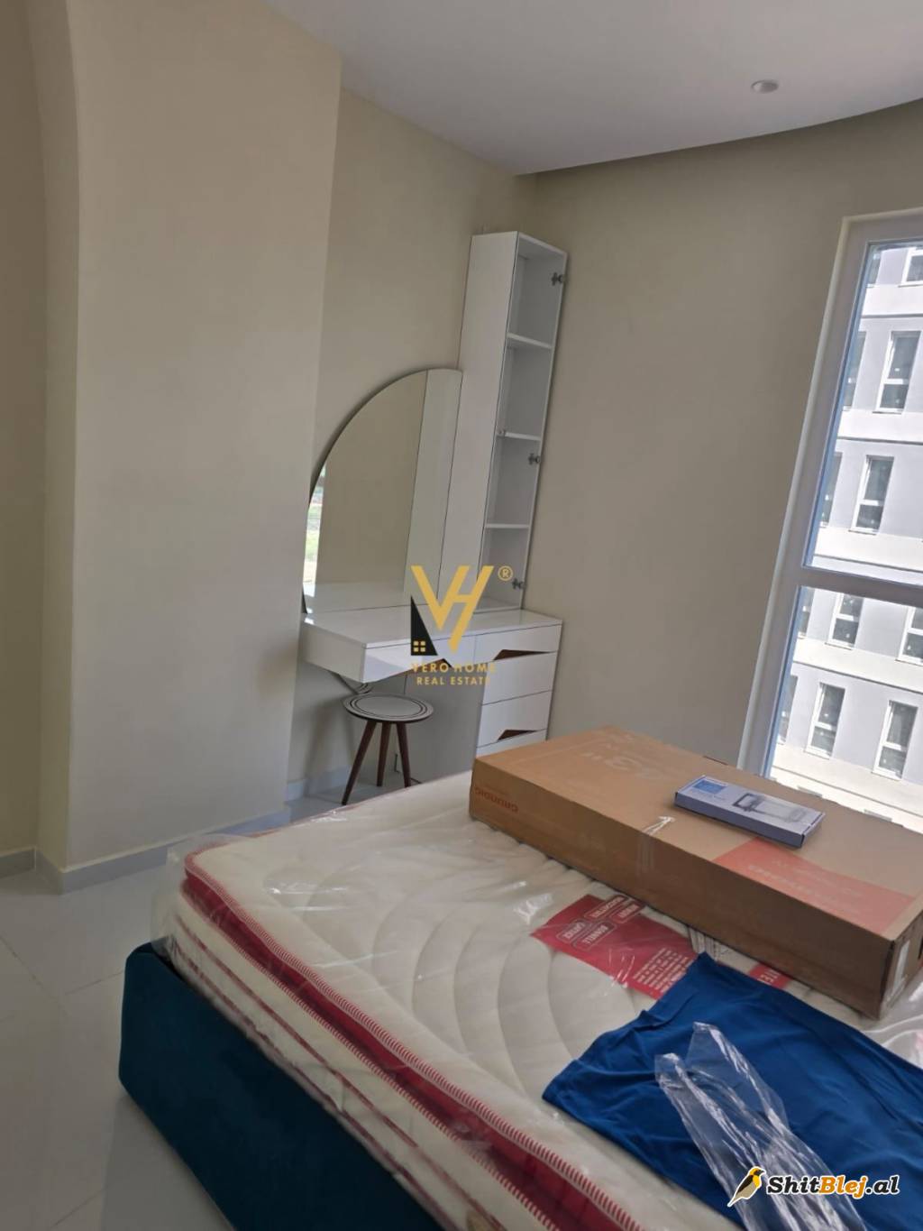 1+1 ME QIRA TE UNIVERS CITY 450 EURO