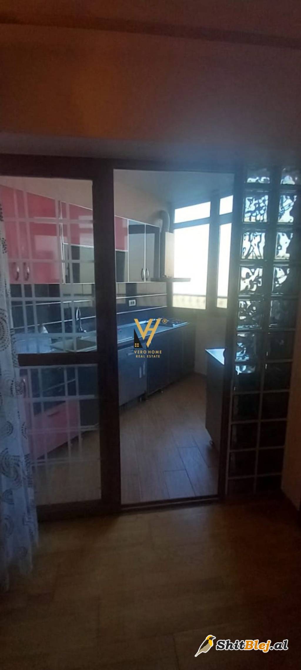 2+1+2 TE KOMUNA PARISIT 195.000 EURO