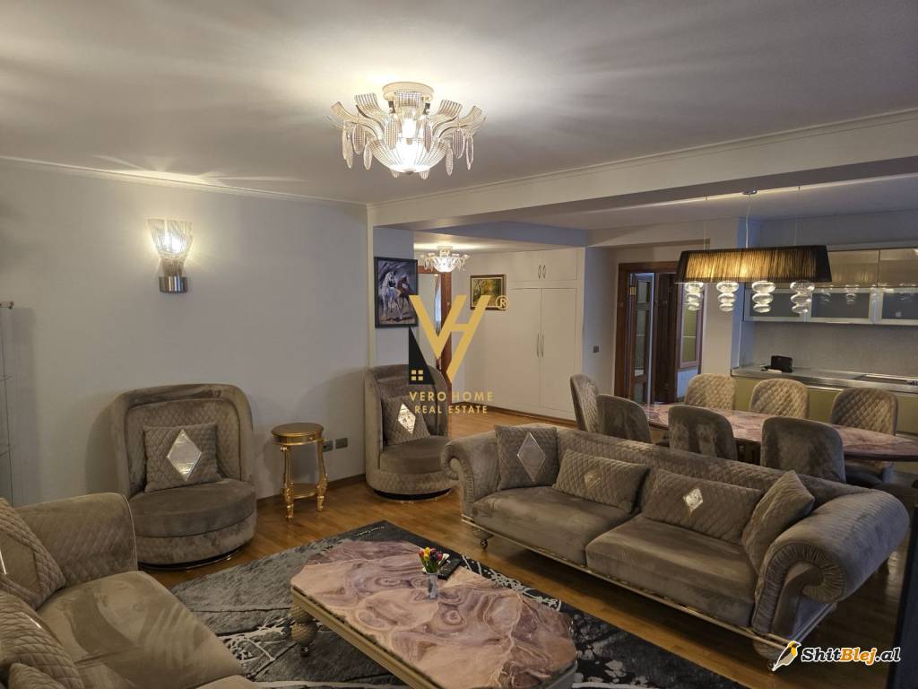4+1+2 BLK TE BLV.ZOGU I PARE 600.000 EUR