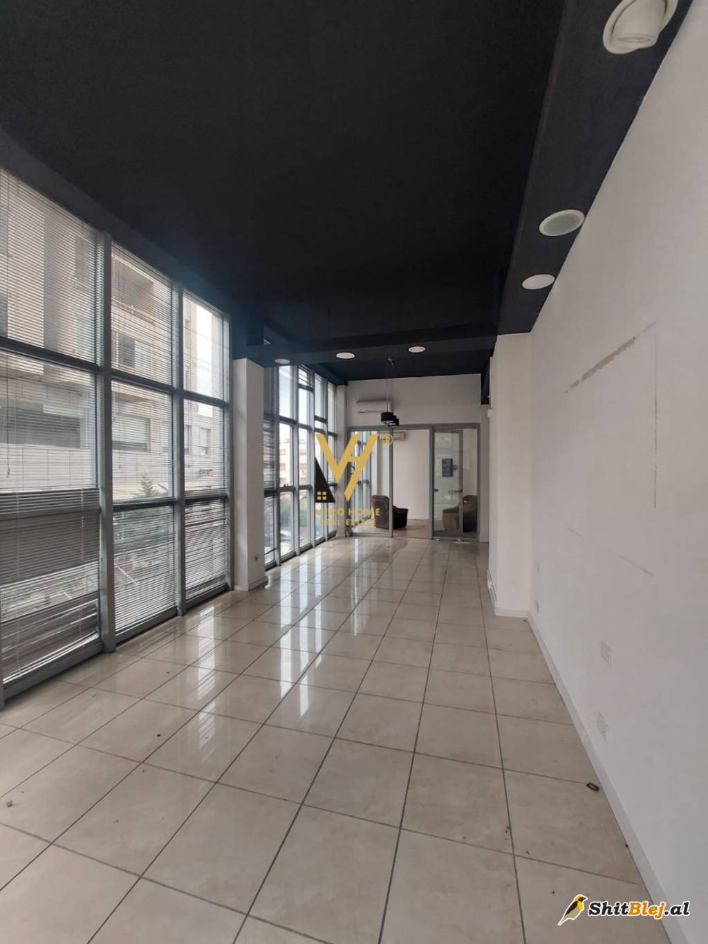 ZYRE 55 M2 TE RRUGA E KAVAJES 700 EURO