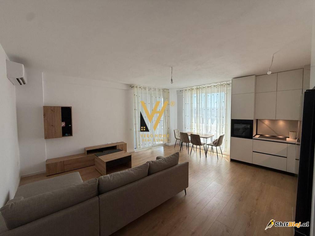2+1+2 ME QIRA TE BULEVARDI I RI 650 EURO