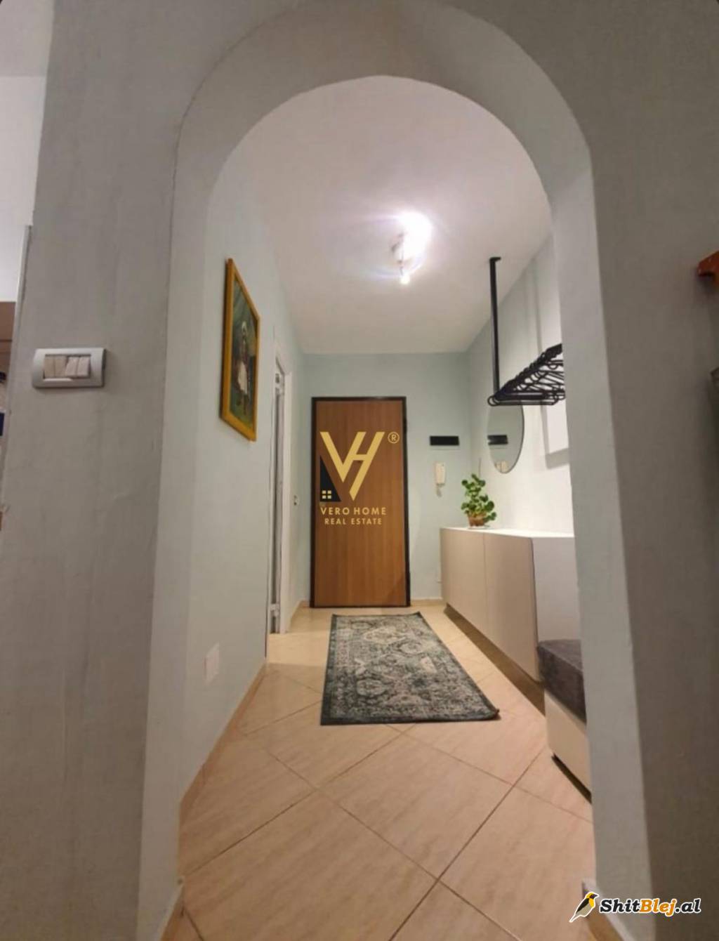  1+1 ME QIRA TE QYTET STUDENTI 600 EURO