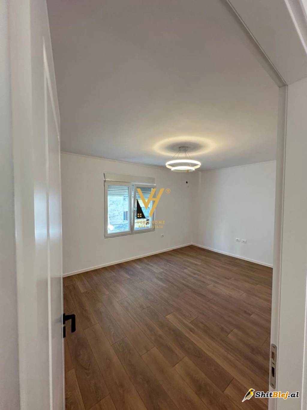 1+1 TE RR.KONGRESI MANASTIRIT 95.000 EUR