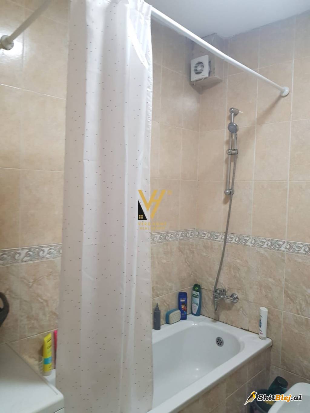 3+1+BLK TE RRUGA XHORXH BUSH 1.100 EURO