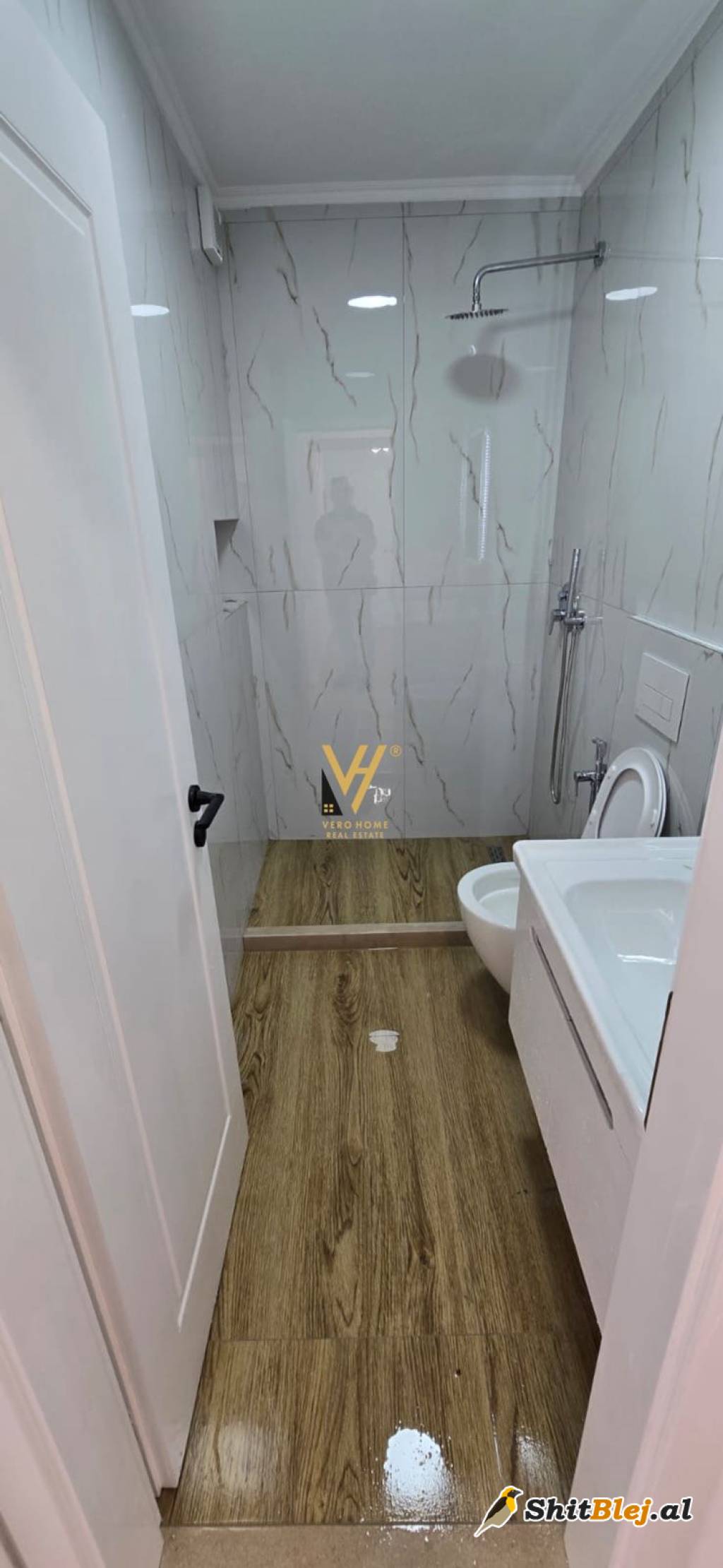 2+1 TE RRUGA E KAVAJES 169.000 EURO