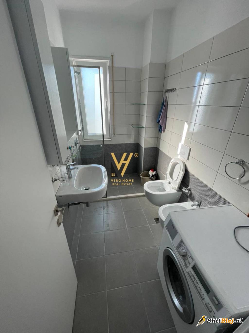 1+1+BLK TE VALA MAR,HAMALLAJ 220.000 EUR