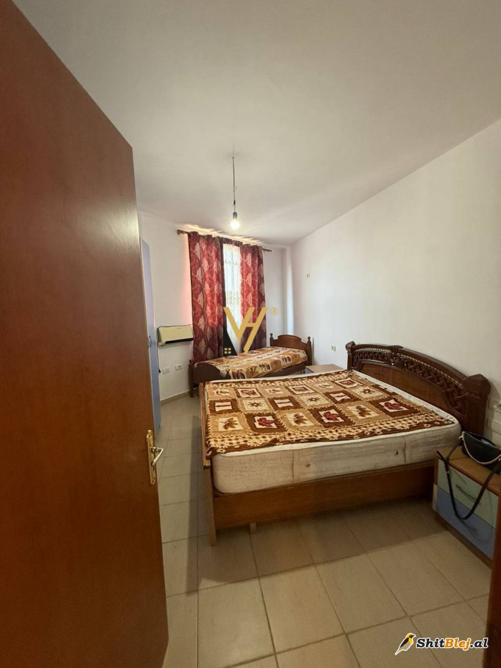 1+1+BLK  TE RR.BESIM ALLA 40.000 LEKE