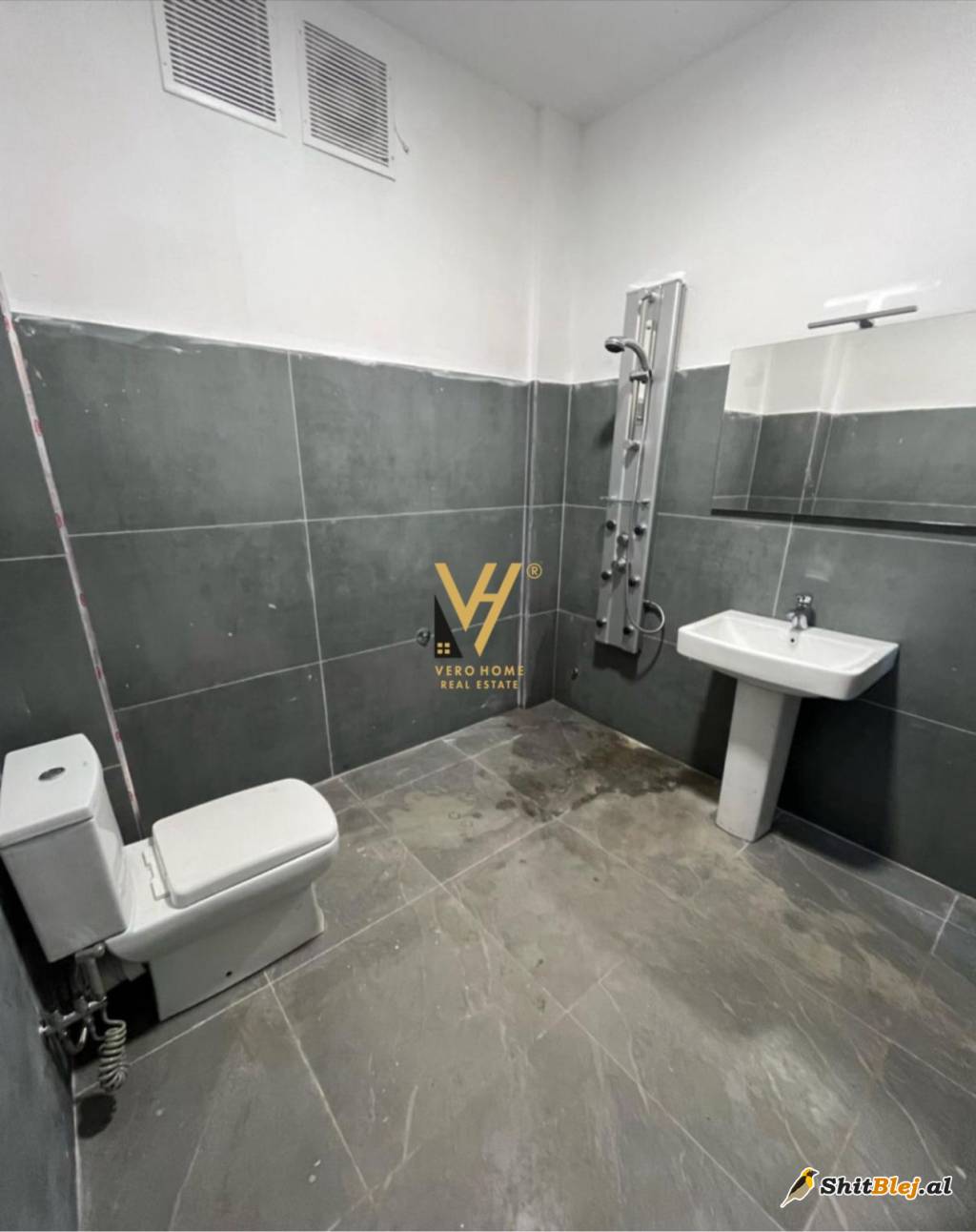 AMBIENT 300M2 ME QERA NE PASKUQAN 800 EU