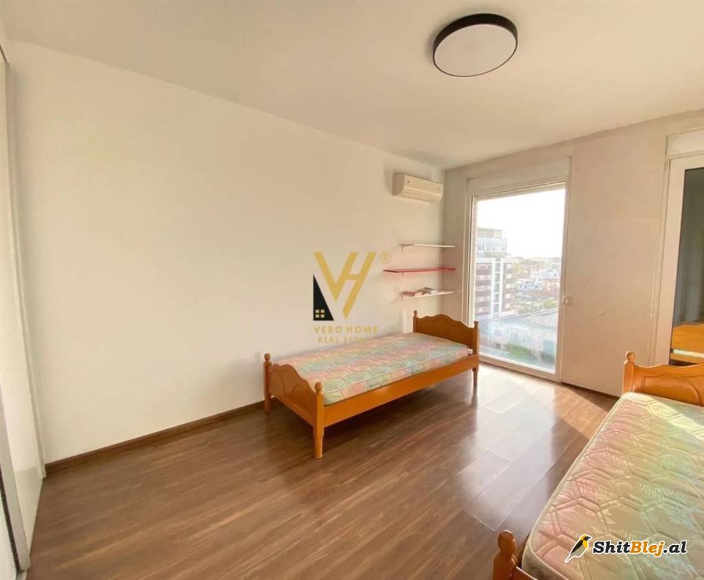 2+1+2 TE 21 DHJETORI 800 EURO
