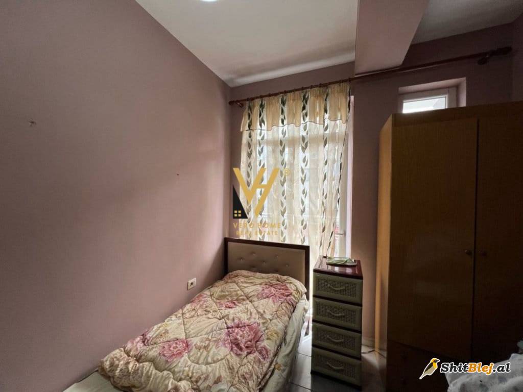 VILE TE RRUGA E ELBASANIT 1.200 EURO