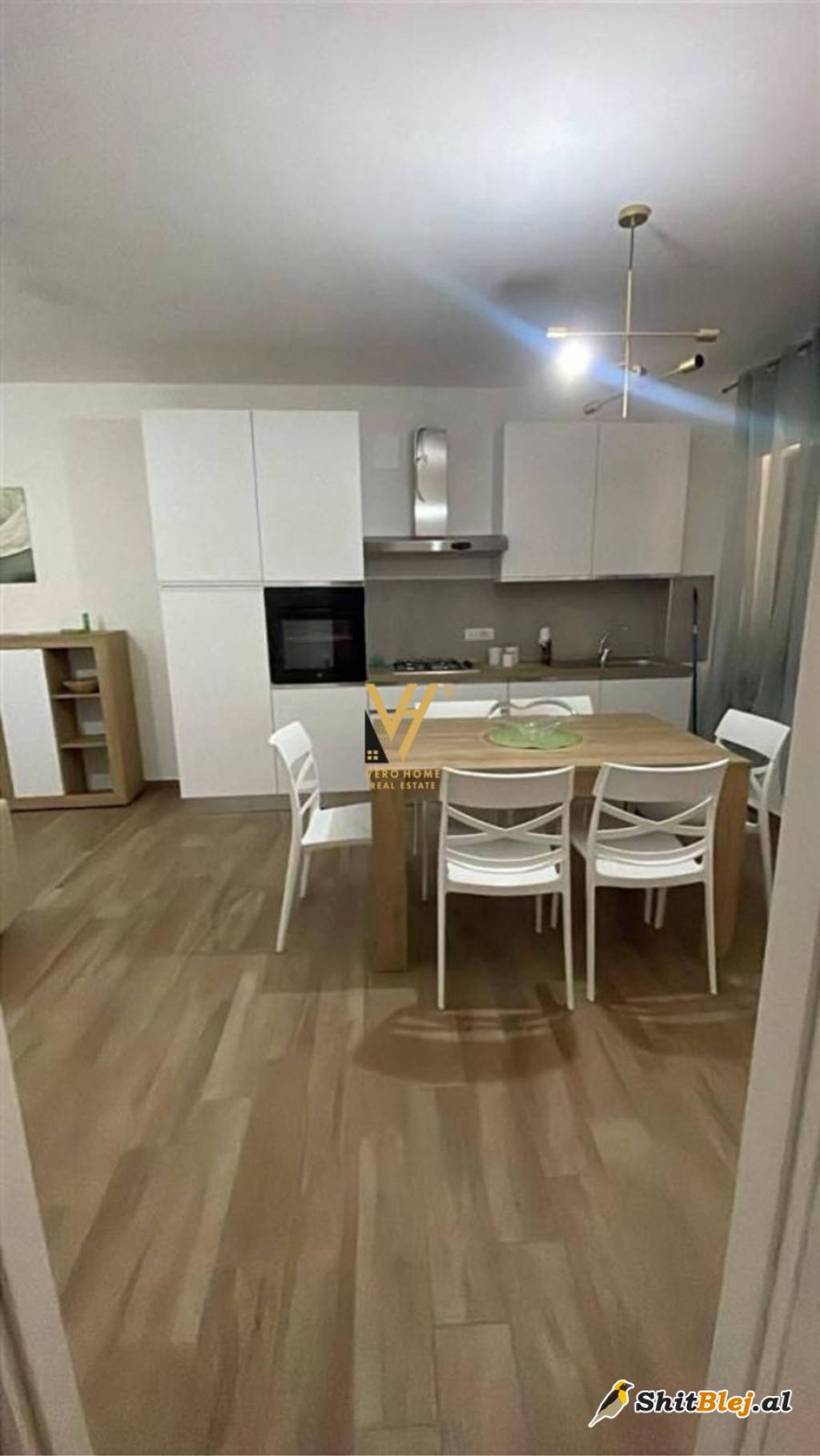 2+1+BLK TE LIQENI ARTIFICIAL 1.200 EURO