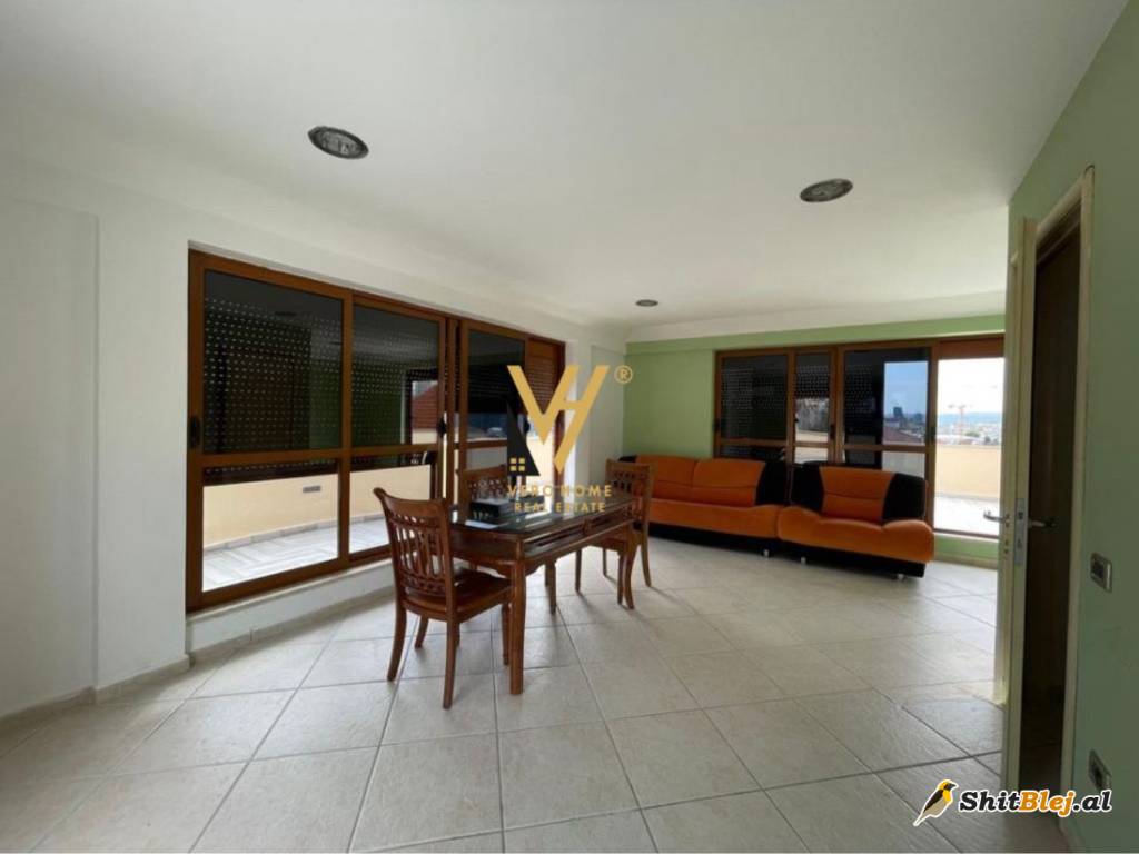 VILE  ME QIRA TE KODRA PRIFTIT 1.300 EUR