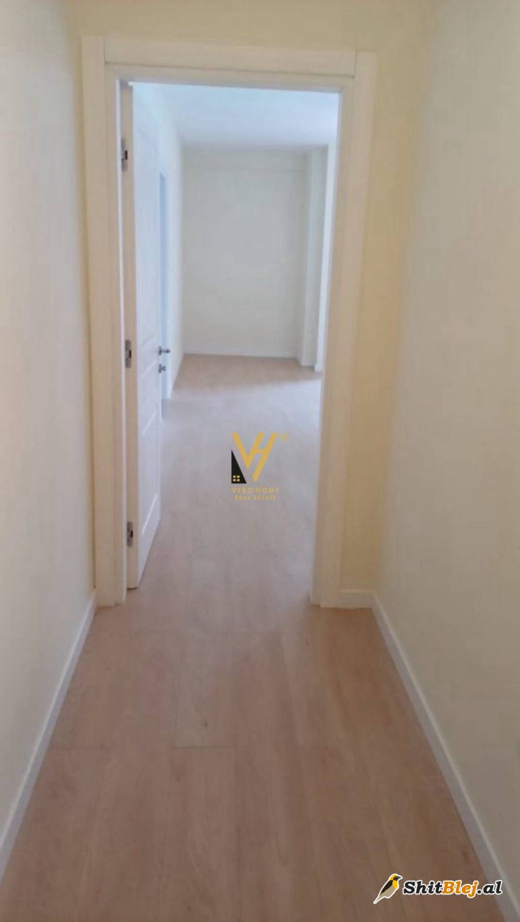 ZYRE 87M2 TE RRUGA HOXHA TAHSIM 600 EURO