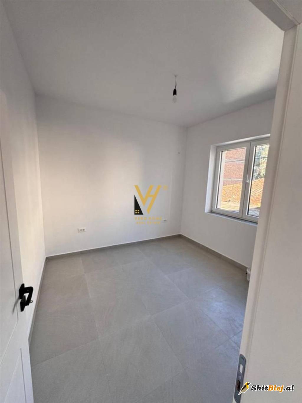 ZYRE 70 M2 ME QERA MINE PEZA 1.000 EURO