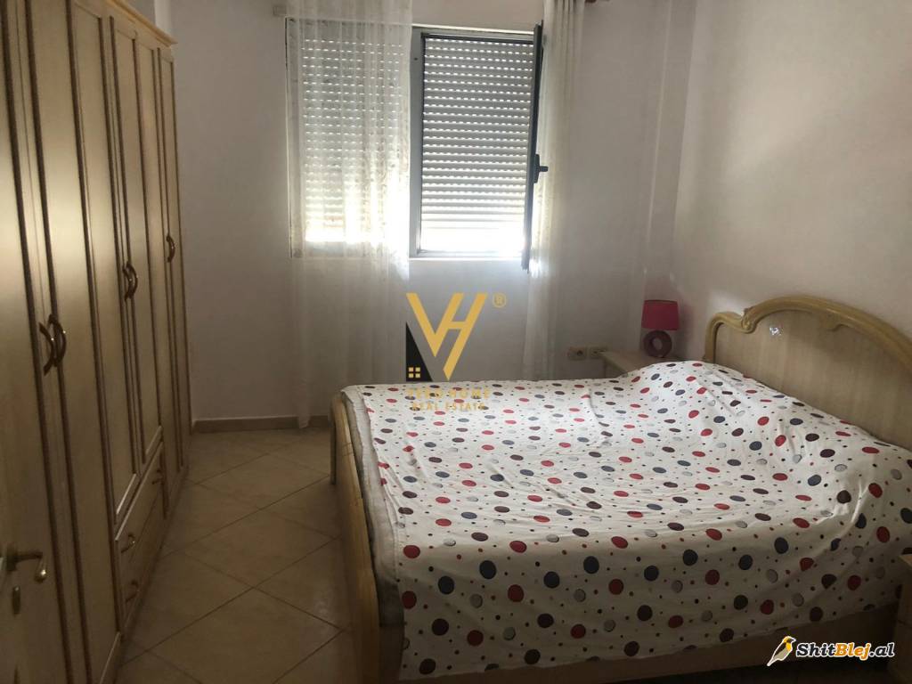 2+1+2 TE STACIONI I TRENIT 90.000 LEKE