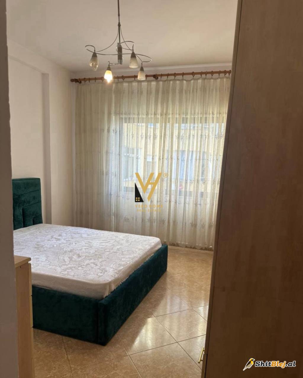 2+1 ME QERA TE KOMUNA E PARISIT 750 EURO