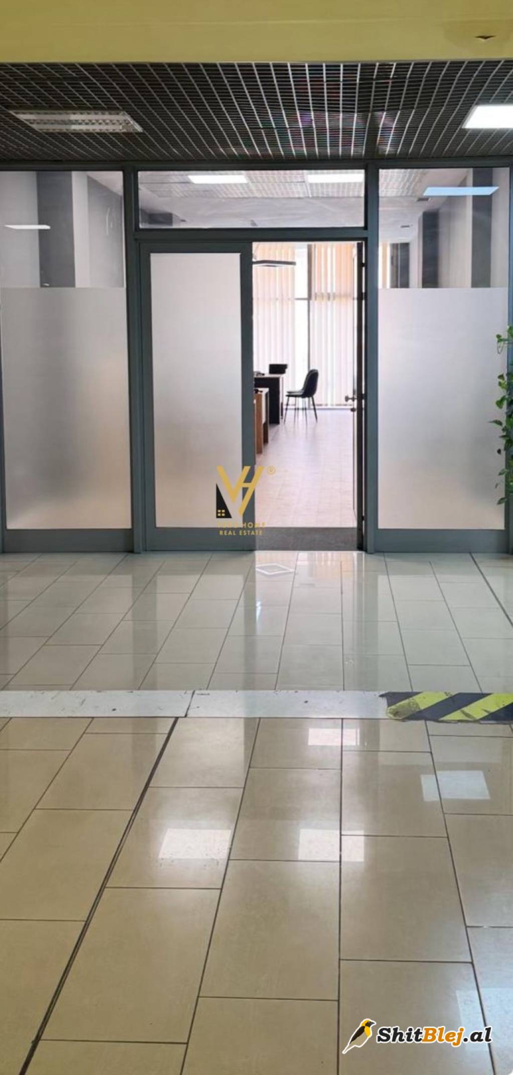 AMBIENT 60 M2 TE QENDRA CONCORD 800 EURO